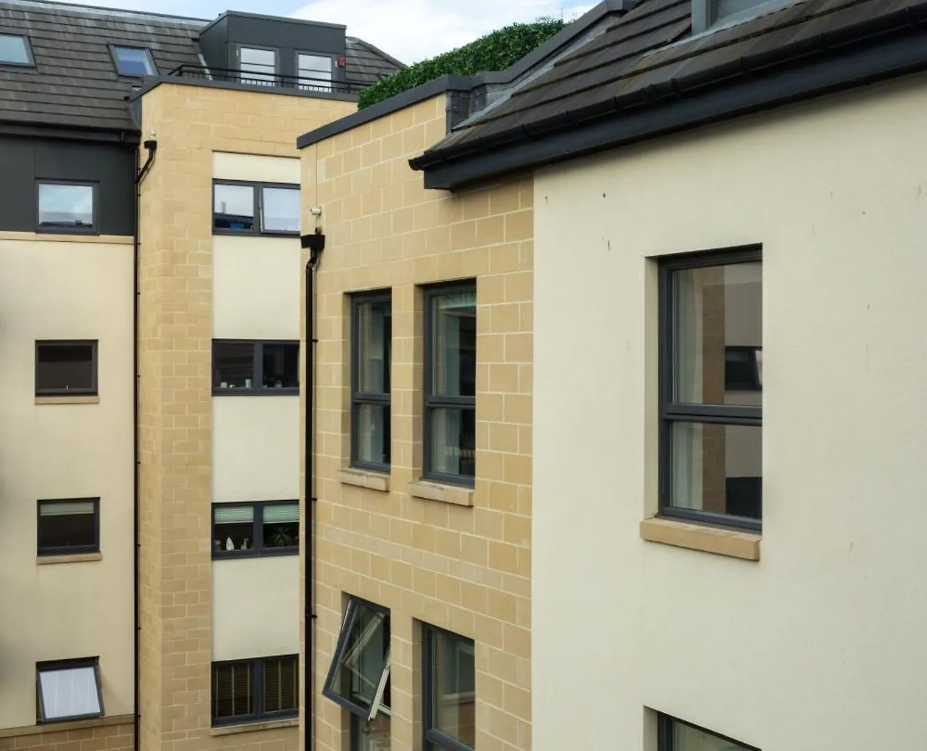 Comfy 2 Bedroom Apartment Near Edinburgh City Centre 0*,  Verenigd Koninkrijk